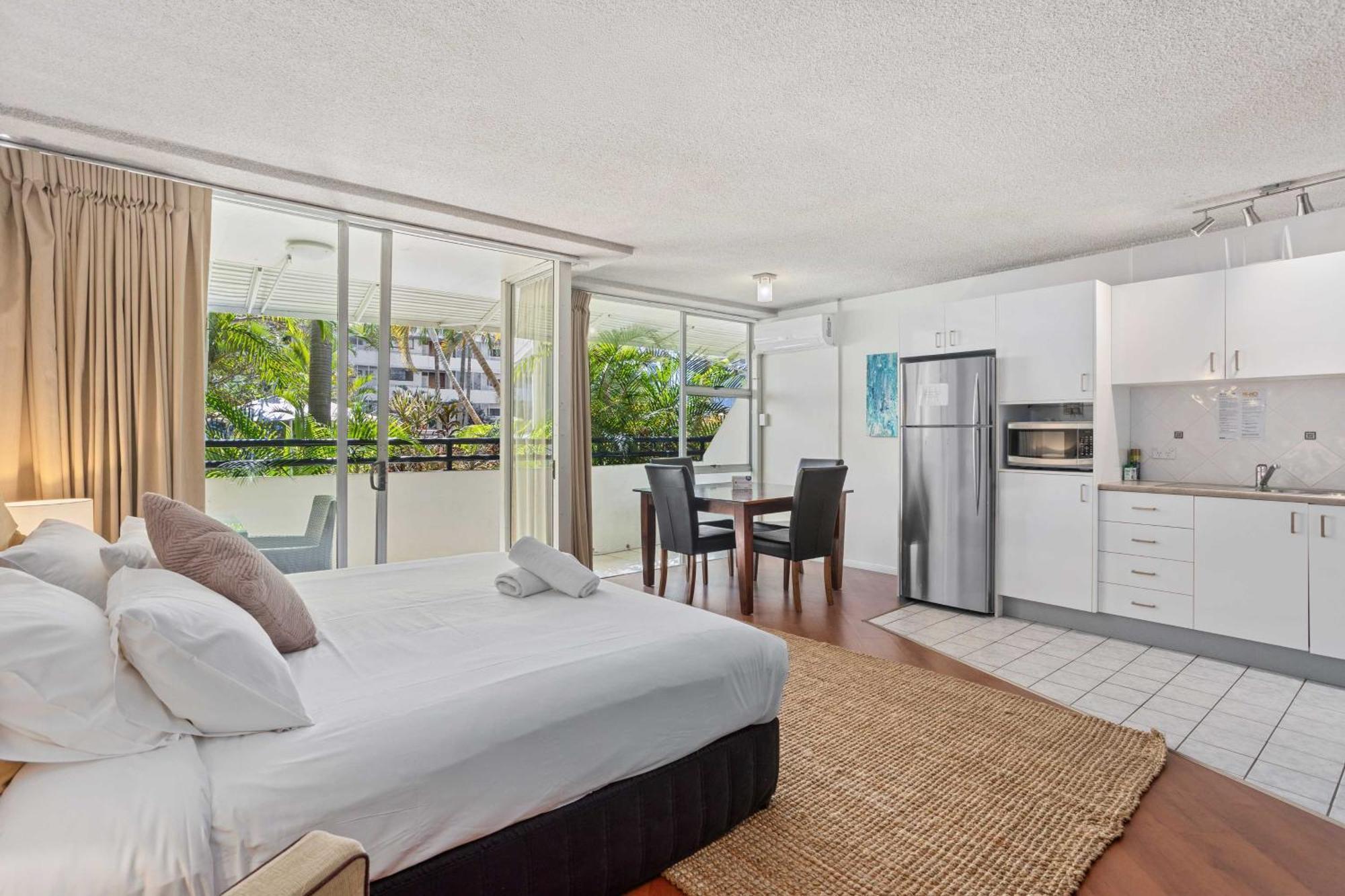 Hi Ho Beach Apartments On Broadbeach Gold Coast Kültér fotó
