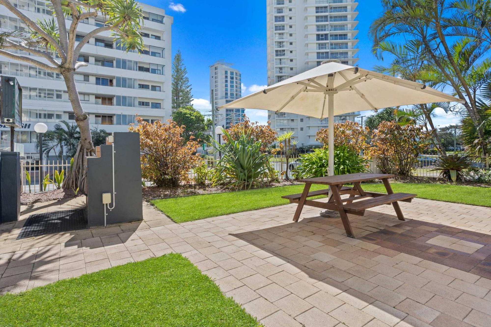 Hi Ho Beach Apartments On Broadbeach Gold Coast Kültér fotó