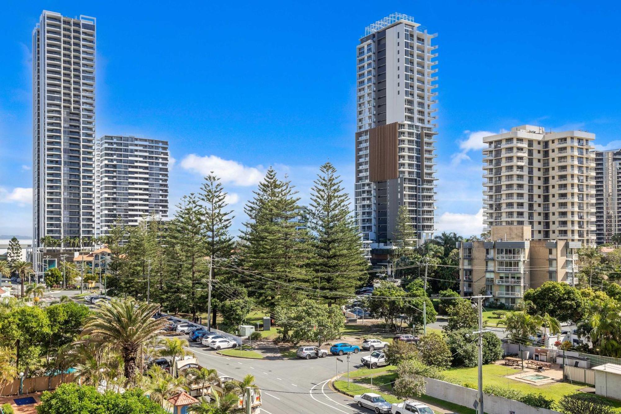 Hi Ho Beach Apartments On Broadbeach Gold Coast Kültér fotó